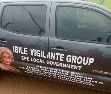 PRESENTATION OF OFFICIAL PATROL VEHICLE TO IBILE VIGILANTE GROUP 002